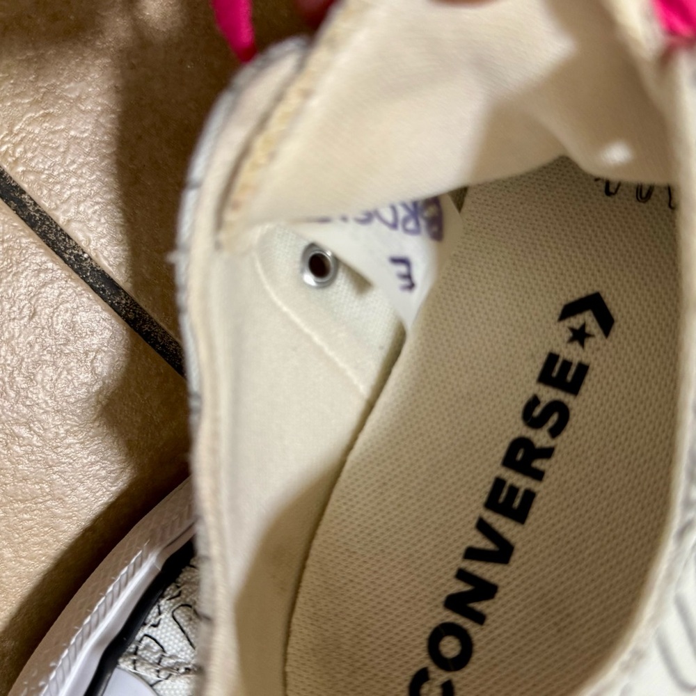 Converse Sneakers with Pink Laces and Graphic Design - Picture 7 of 7